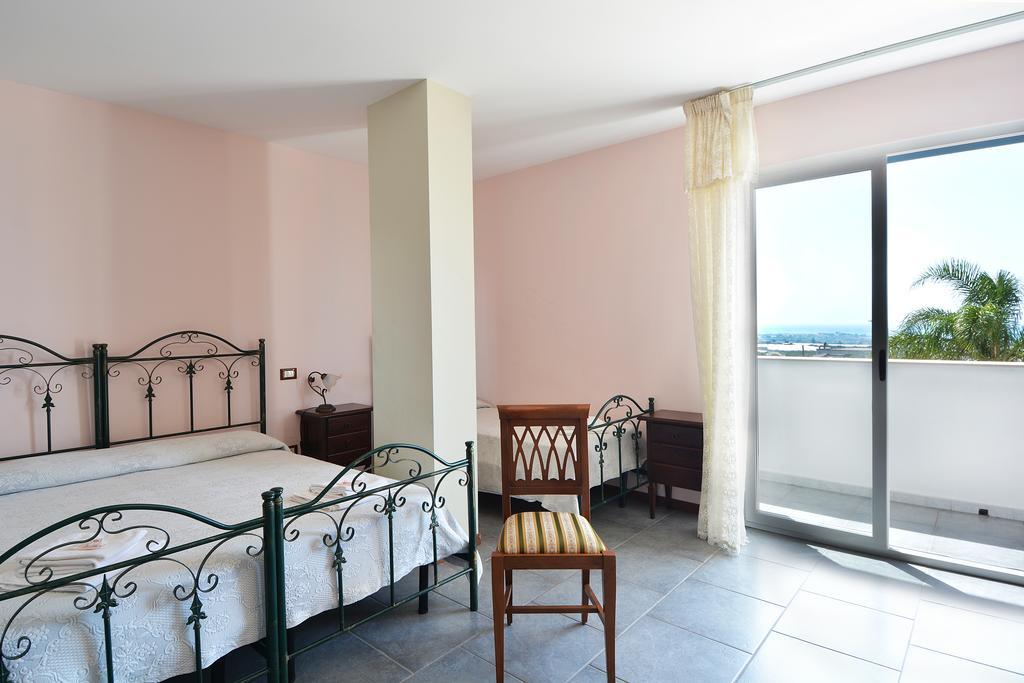 B&B La Castellana Marina di Ragusa Exterior foto